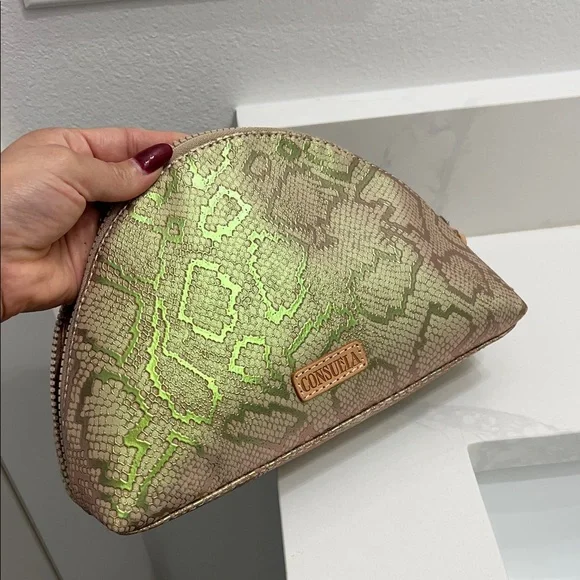 Consuela Golden Cosmetic bag - Picture 5 of 5